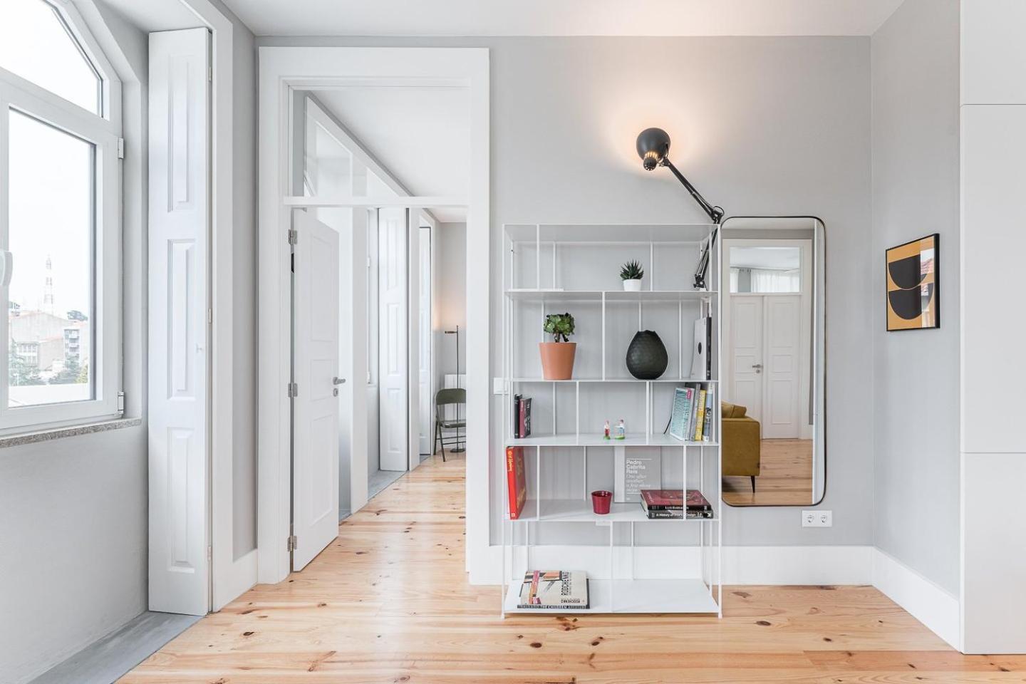 Guestready - Colorful Apt Near Agosto Station Porto Zewnętrze zdjęcie